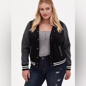 Torrid Black & Grey Varsity Hooded Bomber Jacket Women's 3X school coat fleece